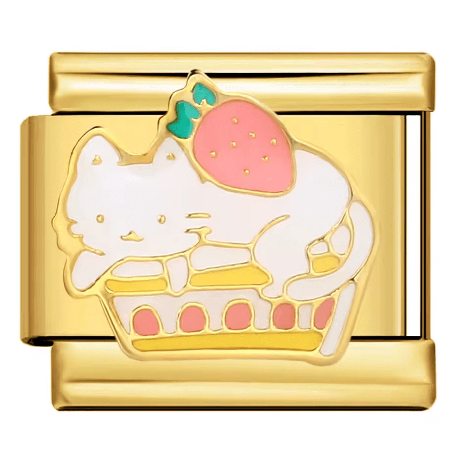 Katt på Jordbærkake