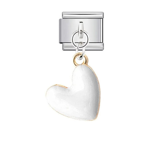 Cœur blanc suspendu
